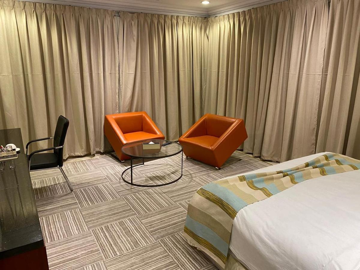 Al Wadaq Hotel Ta'if Kültér fotó