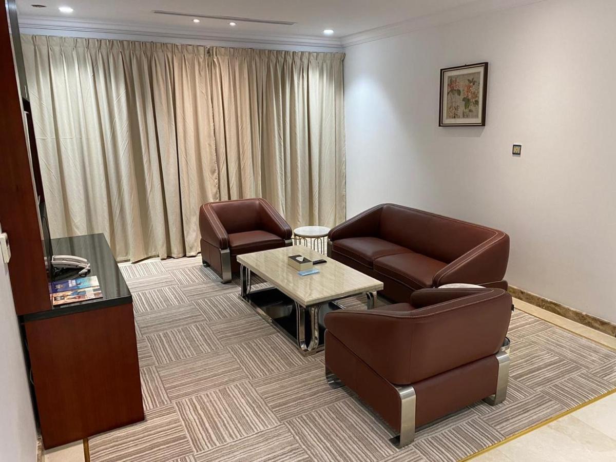 Al Wadaq Hotel Ta'if Kültér fotó