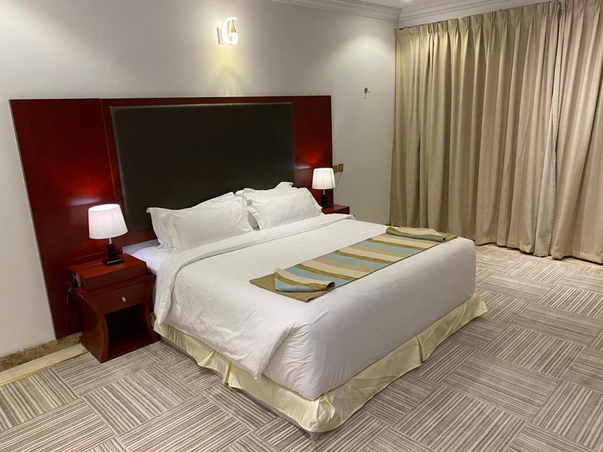 Al Wadaq Hotel Ta'if Kültér fotó